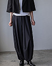 ENFOLD / WIDE BALLOON-PANTS