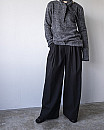 villd/ chino tuck pants (Black)