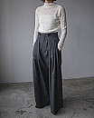 villd / wool  pleated wide trousers