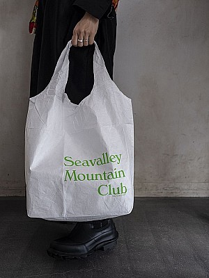 SEA/SEAVALLEY MOUNTAIN CLUB” TYVEK BAG MEDIUM