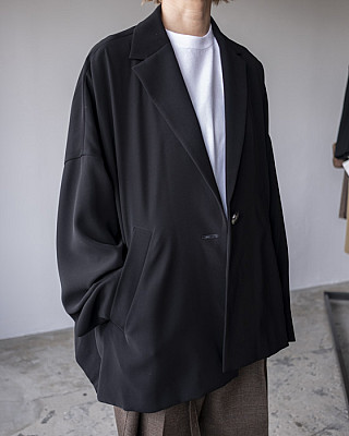 ENFOLD/ WIDE BOX TAILORED-JACKET