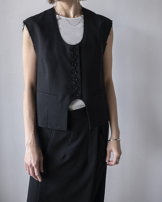 villd / Super 100’s Architectural Vest