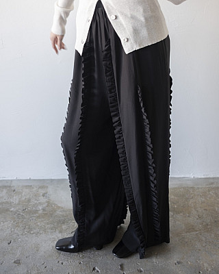 ENFOLD / FRILL TROUSERS (BLK)