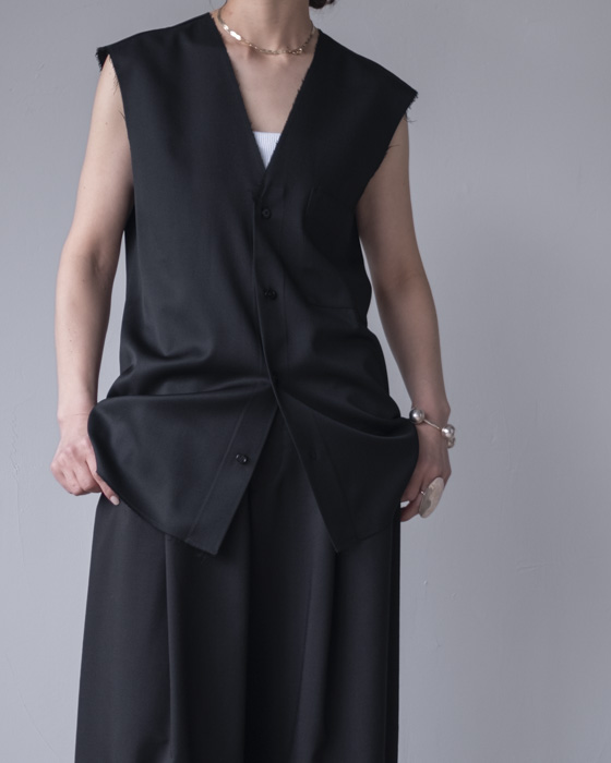 VONIQUE / GABRIELA COLL GARMENTS/ NO.74 SUMMER WOOL