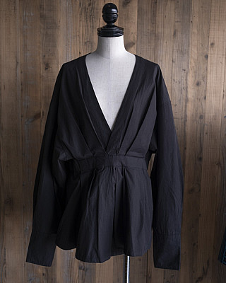 SEEALL / Ogi tops