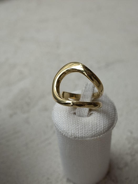 VONIQUE / Blanc iris / whirlpool Ring (Gold)