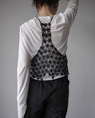 OPEN SESAME CLUB / crochet flowertops