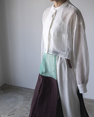 villd / Cropped wide shirt (White)
