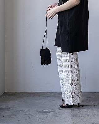 perd / crochet lace pants (White)