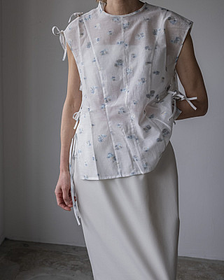 NOHRA /Flower jacquard vest