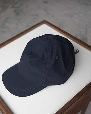 nagonstans / cap