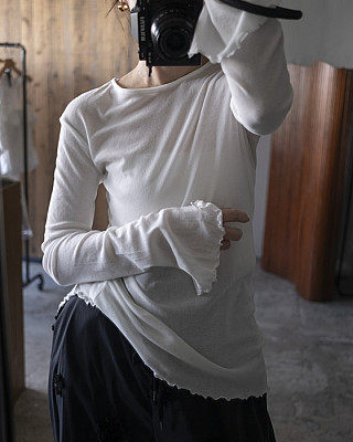 vonique / melt sheer long sleeve T (WHITE)