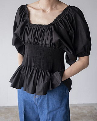 RENATA BRENHA/ ''COLOMBINA TOPS"