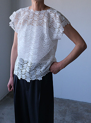 pan/ bischoff butterfly lace s/s blouse