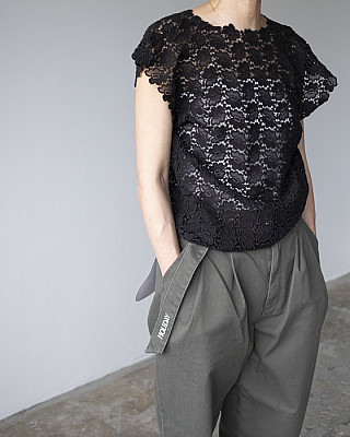 pan/ bischoff butterfly lace s/s blouse