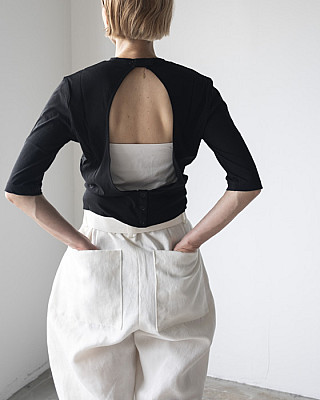 villd / back open 2way t-shirt
