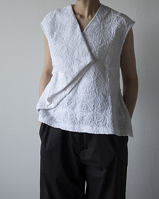 SEEALL / ORIGAMI HOLD TOP
