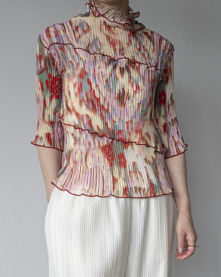 Julia Heuer/ Lasse Pleated Top in Jim