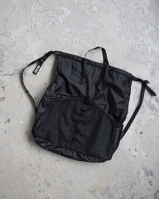 HOLIDAY/ PACKABLE KNAPSACK