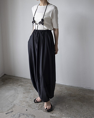 ENFOLD / WIDE BALLOON-PANTS