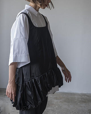 ENFOLD/ DROP-HEM CAMISOLE VEST