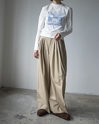 villd/ chino tuck pants (beige)