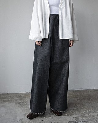 GABRIELA COLL GARMENTS/ ''NO.310 CROSSED TROUSERS'' (BLACK DENIM)