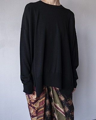 ENFOLD/ CURVE SLIT PULLOVER