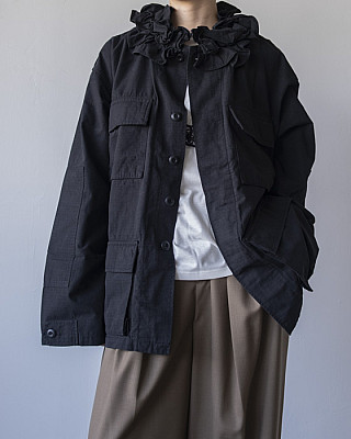 crinklecrinklecrinkle / frill collar military jacket
