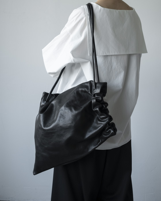 新品未使用GABRIELA COLL GARMENTS [BAG] VONIQUE / GABRIELA COLL GARMENTS /''NO.131 GATHERED CROSSED BAG