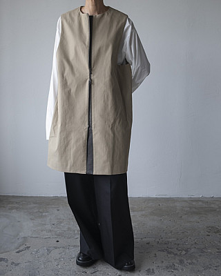 villd / sleeveless leather combi Vest(BEG)