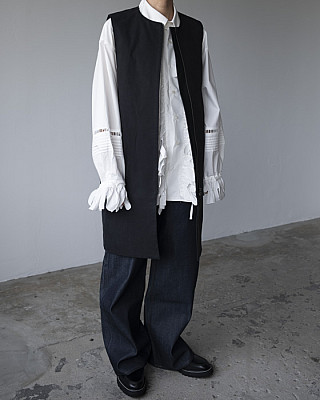 villd / sleeveless leather combi Vest(BLK)