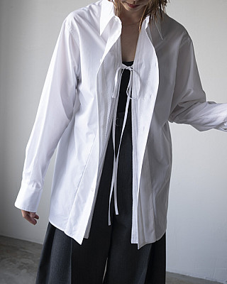 OHROHEE / KNOWLEDGE COTTON/WOMAN IN MAN SHIRT