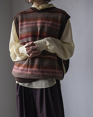 BISOWN / CASHMERE FAIRISLE MIDDLEVEST