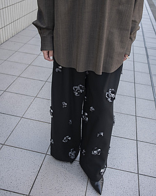 villd / Floral Embroidered wool Pants