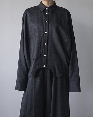 ENFOLD /SYMMETRY CROPPED SHIRT
