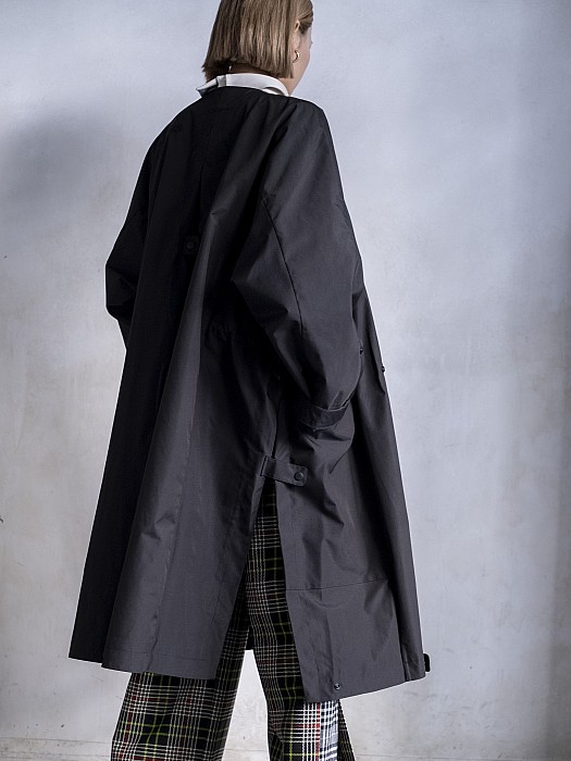 【SALE】JUN MIKAMI / WILD THINGS ×  JUN MIKAMI /Shell coat (black)