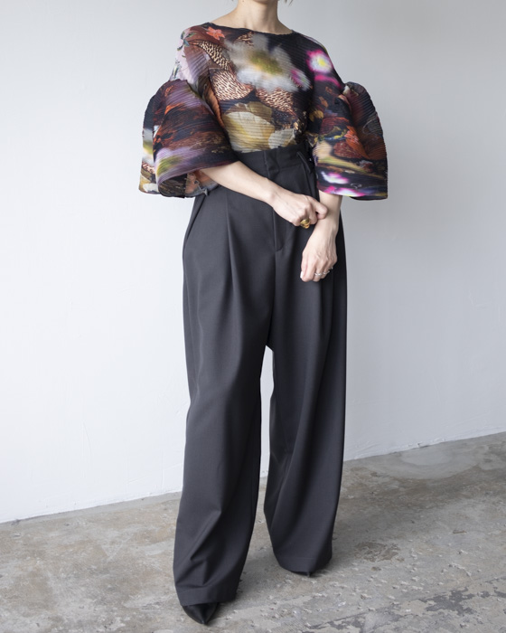 VONIQUE / JULIA HEUER/ ROBIN HANDPLEATED TOP IN NOLA