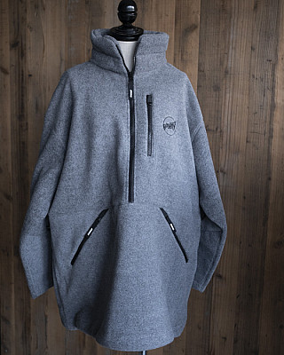 HOLIDAY /CLASSIC FLEECE ANORAK DRESS