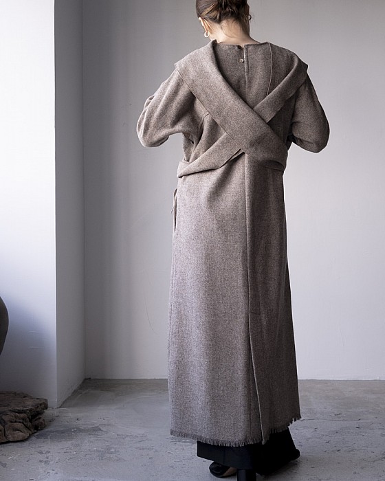 ランキング入賞商品 【未使用】ARCHI(アーキ)WOOL TWILL DRESS