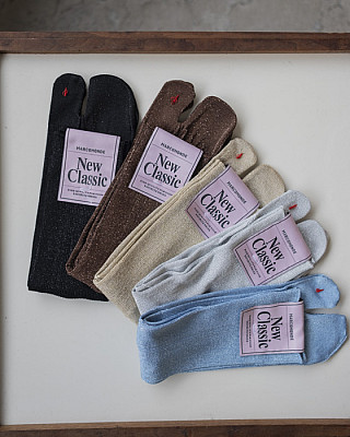 marcomonde / glitter tabi socks 20
