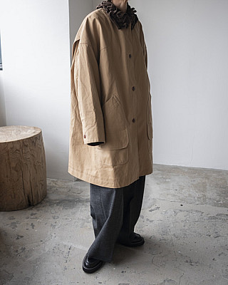 crinkle crinkle crinkle / monster hunting jacket