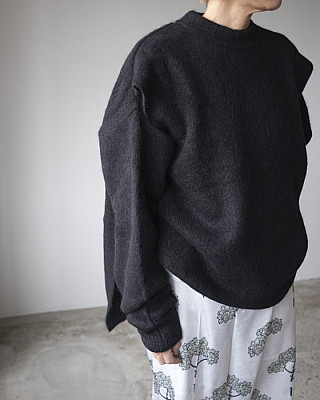 IIROT / Alpaca gimmick Knit